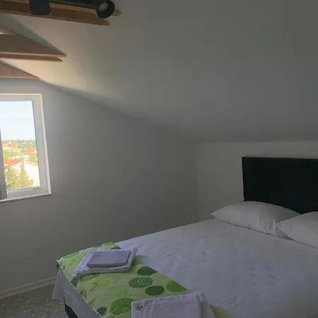Maria Apartments Starigrad Paklenica Exterior photo